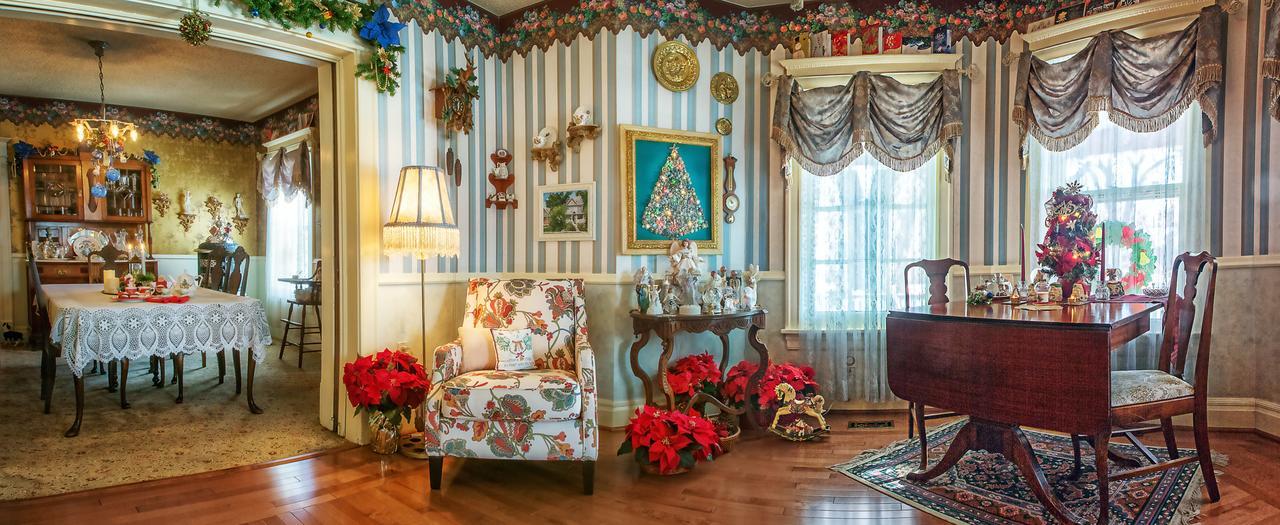 Holden House 1902 Bed & Breakfast Colorado Springs